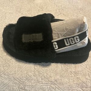 Ugg Slip on Open Toe/heel Sandals